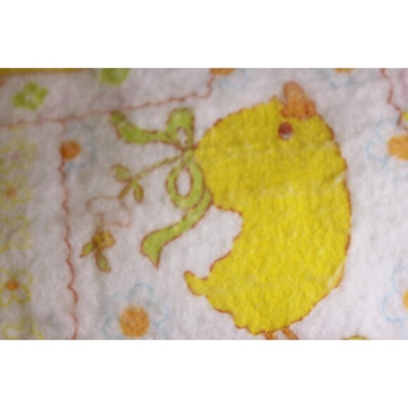 Vintage Yellow Baby Blanket Satan Edged Never Used40" by 45" Chick Bunny Print - Picture 4 of 9